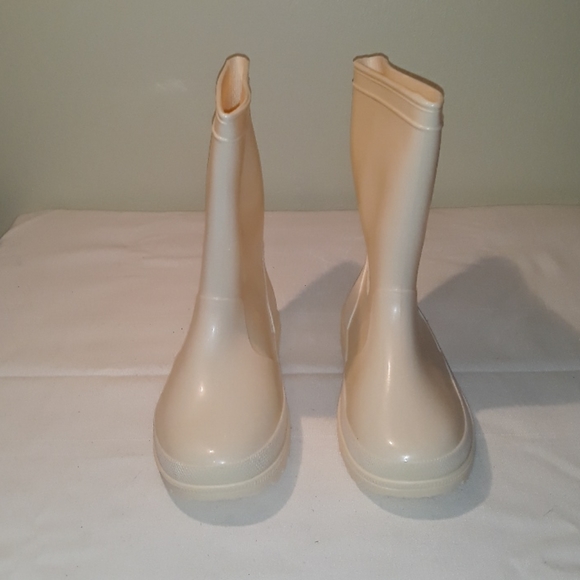 Girl cream rain boots - Picture 2 of 5
